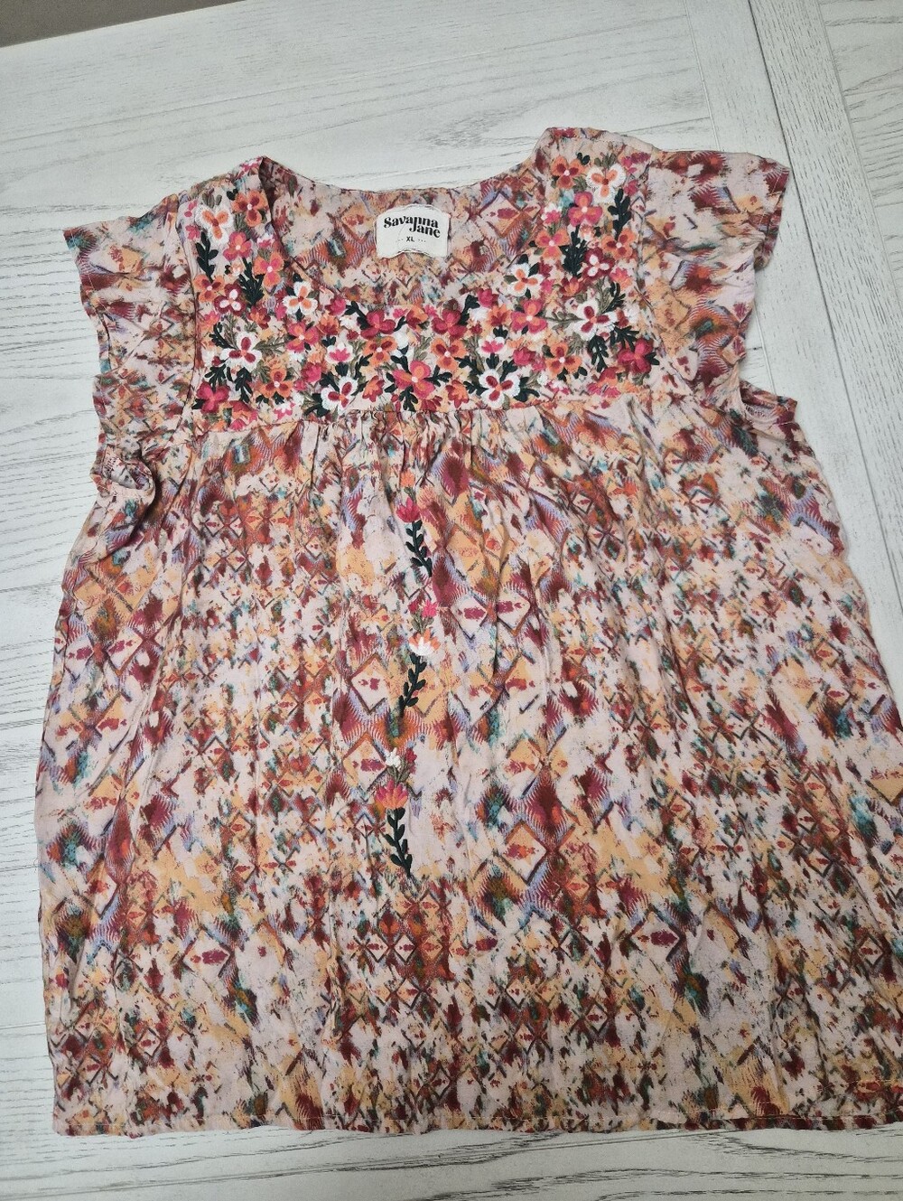 Savanna Jane XL Woman Floral Embroidered Top